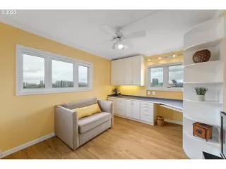 Photo #5: 23267091 Listing