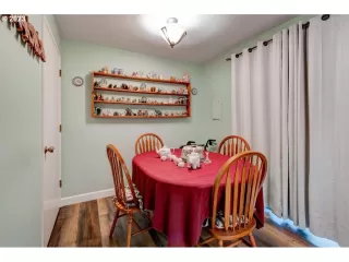 Photo #5: 23267279 Listing