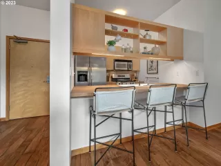 Photo #2: 23267514 Listing 