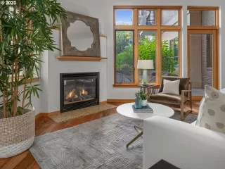 Photo #3: 23267514 Listing 