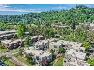 Photo #1: 23267869 Listing