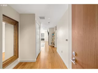 Photo #1: 23268362 Listing