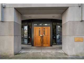 Photo #1: 23270024 Listing 