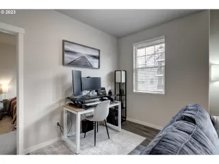 Photo #6: 23271881 Listing