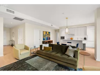 Photo #6: 23272390 Listing 