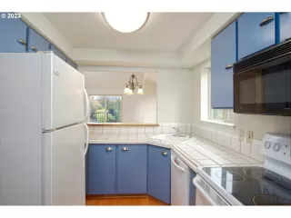 Photo #4: 23272806 Listing 