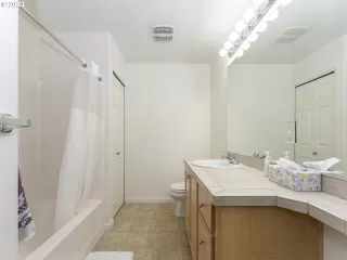 Photo #6: 23274766 Listing 