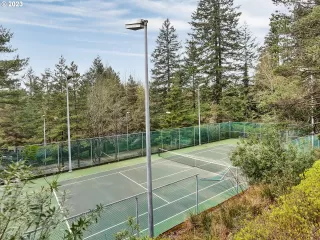 Photo #6: 23276402 Listing