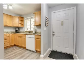 Photo #4: 23277027 Listing 