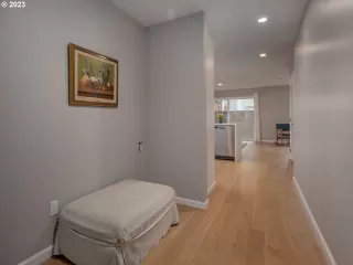 Photo #3: 23278240 Listing 