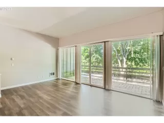 Photo #2: 23280722 Listing