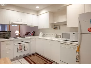 Photo #1: 23283001 Listing 