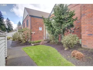 Photo #4: 23283223 Listing 