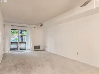 Photo #3: 23284420 Listing 