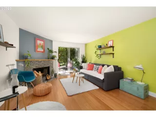 Photo #3: 23284659 Listing