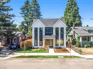 Photo #1: 23285456 Listing