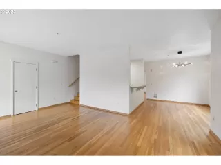 Photo #4: 23286294 Listing 