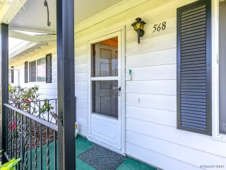 Photo #5: 23287259 Listing