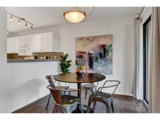 Photo #3: 23288740 Listing 