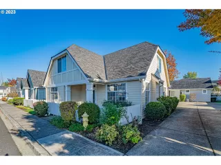 Photo #3: 23288872 Listing