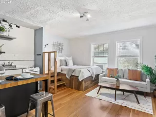 Photo #2: 23290221 Listing