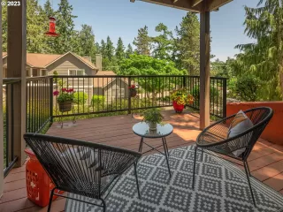 Photo #6: 23290388 Listing