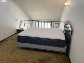 Photo #5: 23290643 Listing