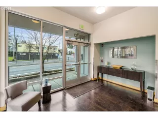 More Details about MLS # 23290941 : 3970 N INTERSTATE AVE 406