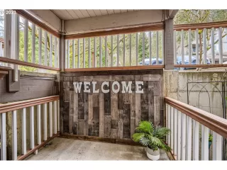 Photo #2: 23291672 Listing