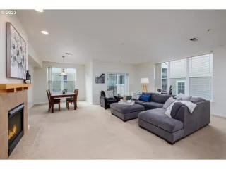 Photo #1: 23292330 Listing