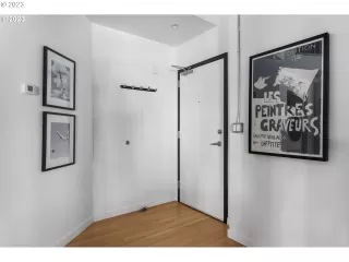 Photo #4: 23292748 Listing 