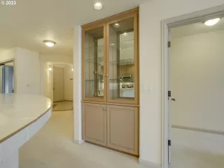 Photo #1: 23293130 Listing