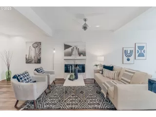 Photo #6: 23297741 Listing 