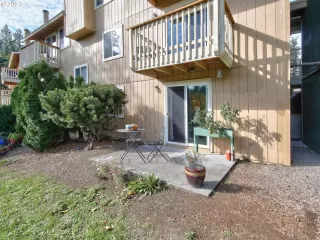 Photo #2: 23299520 Listing 
