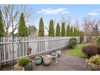 Photo #2: 23300113 Listing