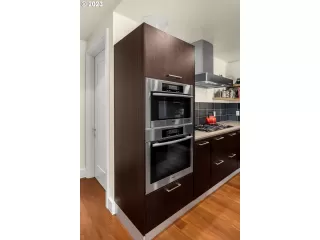 Photo #6: 23300331 Listing