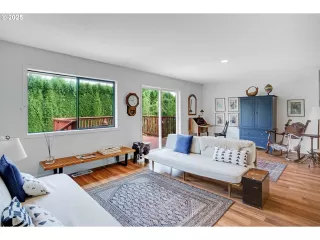 Photo #1: 233008298 Listing 