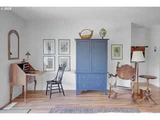 Photo #2: 233008298 Listing 