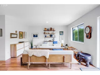 Photo #6: 233008298 Listing 