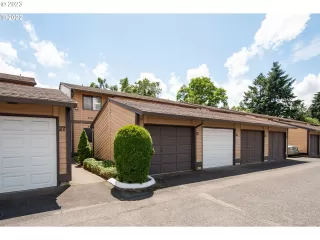 Photo #1: 23301433 Listing