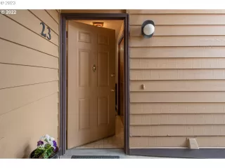 Photo #4: 23301433 Listing