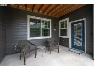 Photo #2: 23301753 Listing