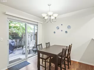 Photo #6: 23302496 Listing 