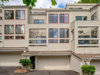 Photo #1: 23303670 Listing 