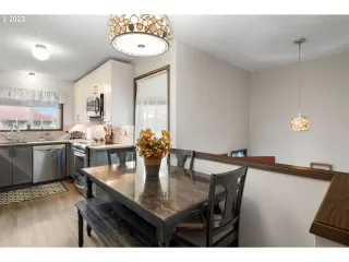 Photo #6: 23304594 Listing 