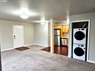 Photo #3: 23310399 Listing 