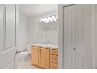 Photo #6: 23310907 Listing 