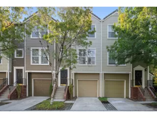 Photo #1: 23312647 Listing 