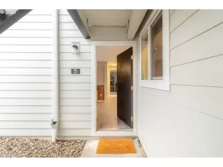 Photo #2: 23312690 Listing