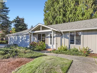 Photo #1: 23313110 Listing